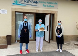 Torrezno de Soria agradece con un almuerzo el trabajo de las personas que están luchando en primera línea de la pandemia 