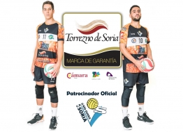 Los líberos del Río Duero de voleibol seguirán vistiendo de Torrezno dos temporadas más